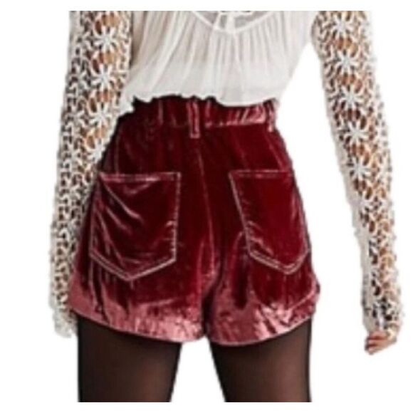 Free People Sky's The Limit Velvet Shorts Size S - Picture 2 of 6